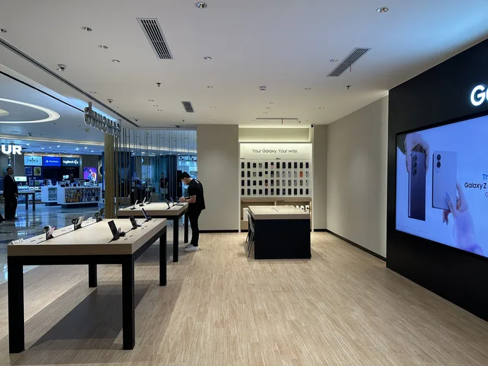 Indonesia Grand Indonesia East Mall GDS 3.0 store, view two