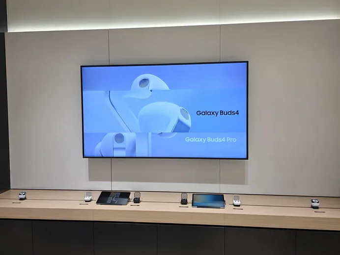 Malaysia Bangsar Village 2 GDS 3.0 store, view two
